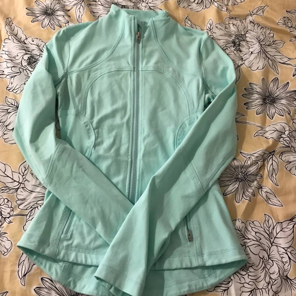 Lululemon zip up mint